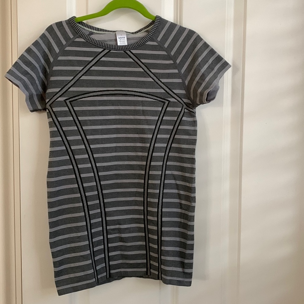 Gray tshirt for girls